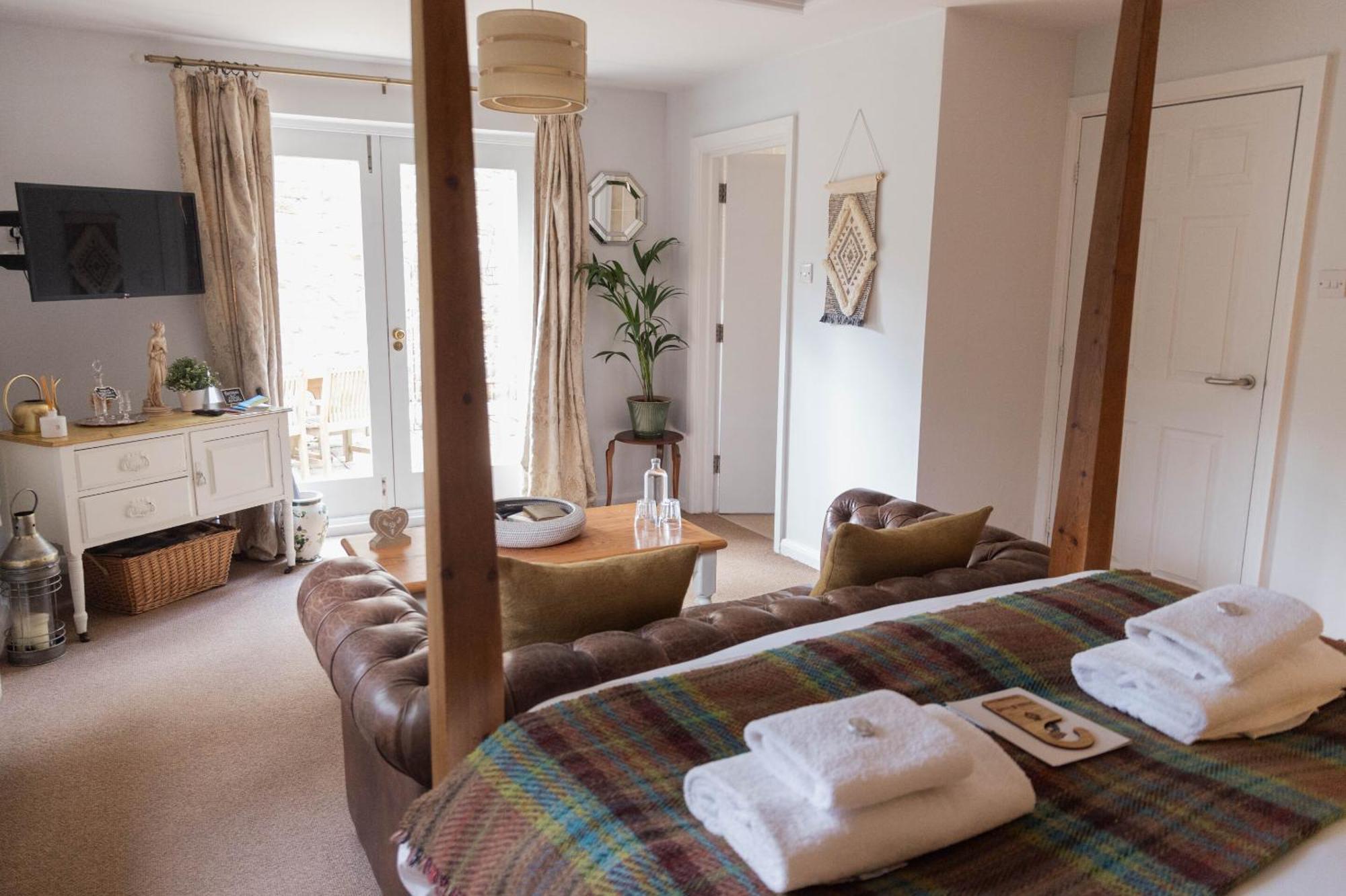 The Devonshire Arms Hotel Baslow Room photo
